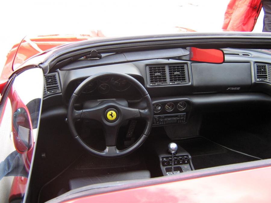  Ferrari F355 GTS 1994 года  (фото 23 из 38)